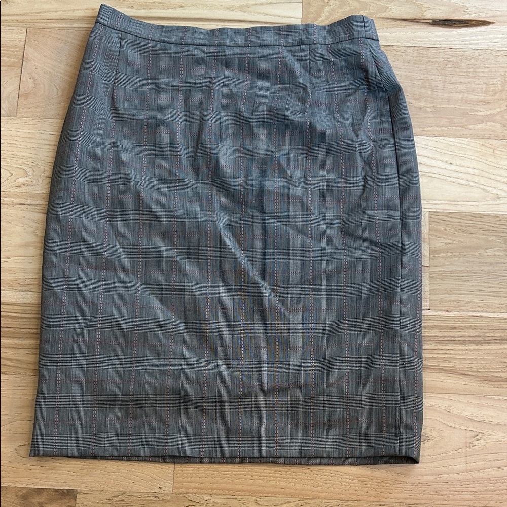 Escada pencil skirt size 40 euro: approx size 10 USA